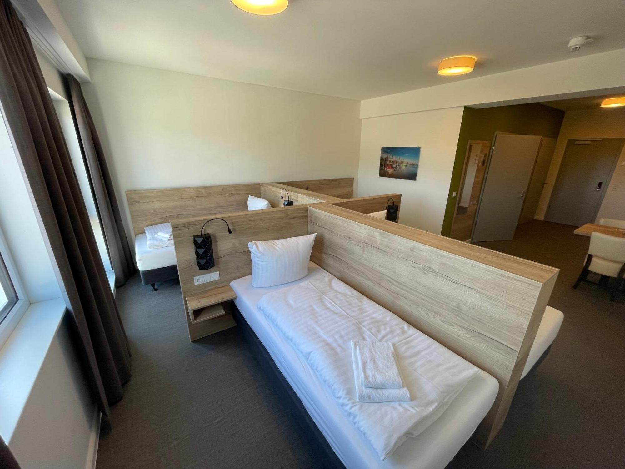 Hotel Am Pferdemarkt Аурих Экстерьер фото